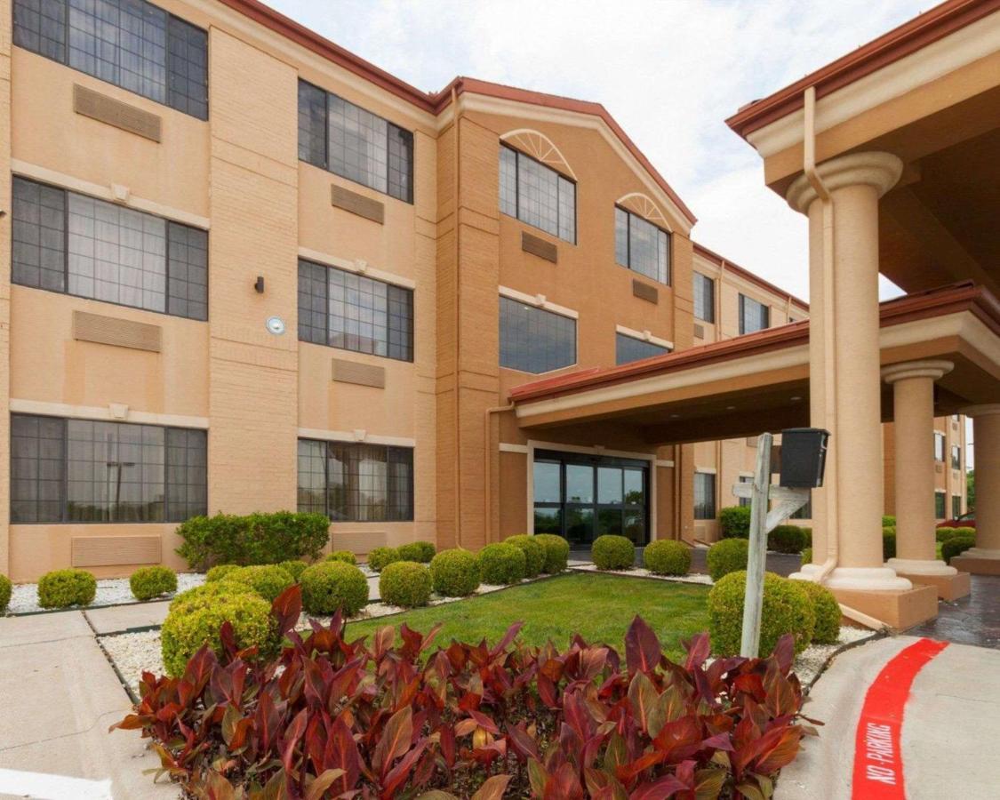 Comfort Suites Lake Ray Hubbard Rowlett Exterior photo